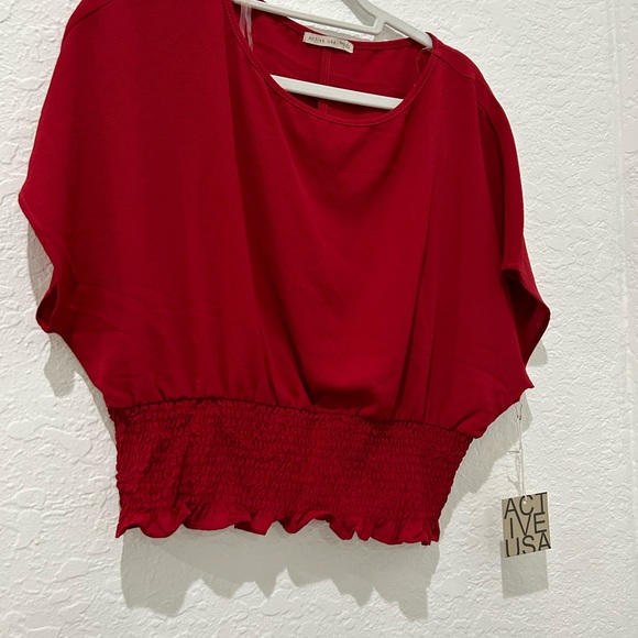 ⬇️PRICE 🔥 ACTIVE U S A • Short Sleeve loose Red Blouse • Large - Picture 2 of 7
